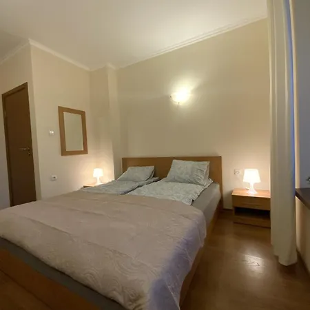 Royal Dreams Apartment *